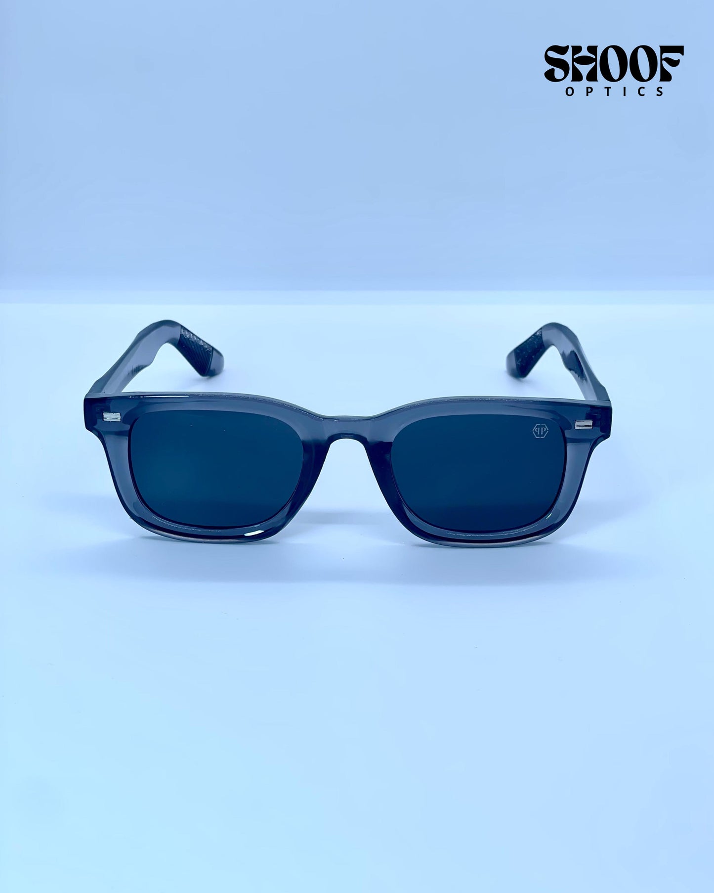 PLIEN | P004